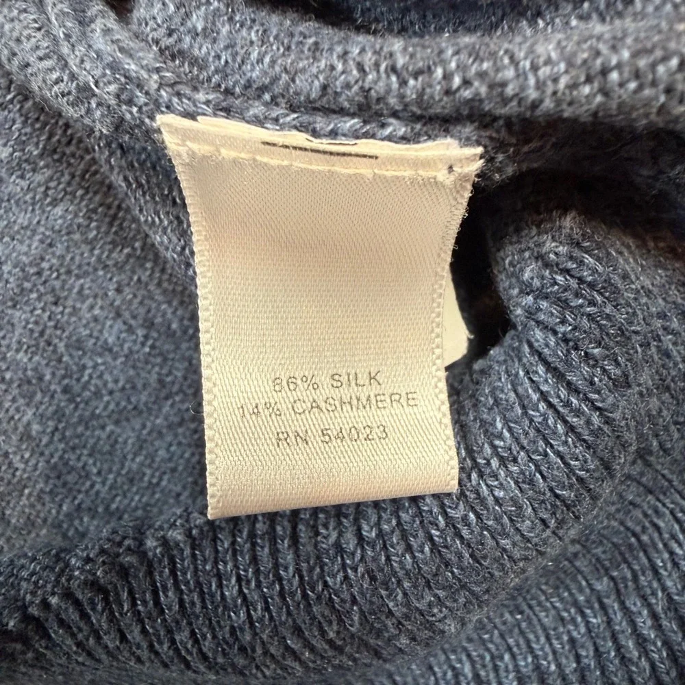 Banana Republic V-Neck Sweater Mens Large‎ Blue Silk Cashmere Blend Long Sleeve